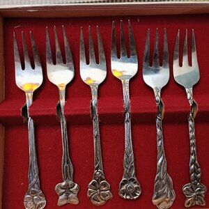 6 Stainless Steel Royal Dutch Line Decorative Seafood Forks